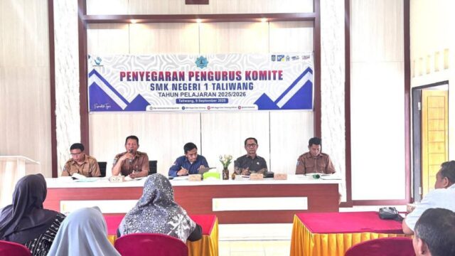 Tingkatkan Mutu Pendidikan, SMKN 1 Taliwang Gelar Rapat Pembentukan Komite Sekolah