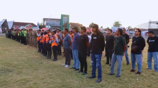 Ratusan Personel Gabungan Amankan Konser Senandung Merdeka di Taliwang