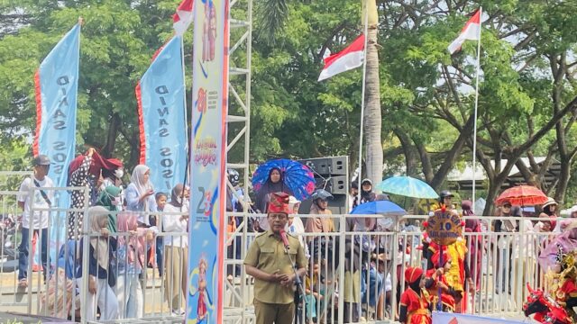 Bupati Amar Buka Karnaval Budaya, 73 Peserta TK sederajad Meriahkan HUT KSB